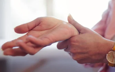 5 Everyday activities that promote osteoarthritis hand pain